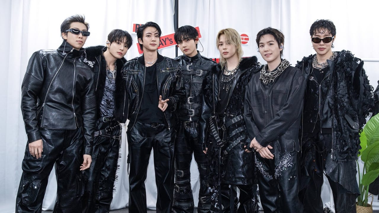 Hari Kedua Konser BTS di Goyang Stadium, 500 Gelang Tiket Masuk Dicuri 