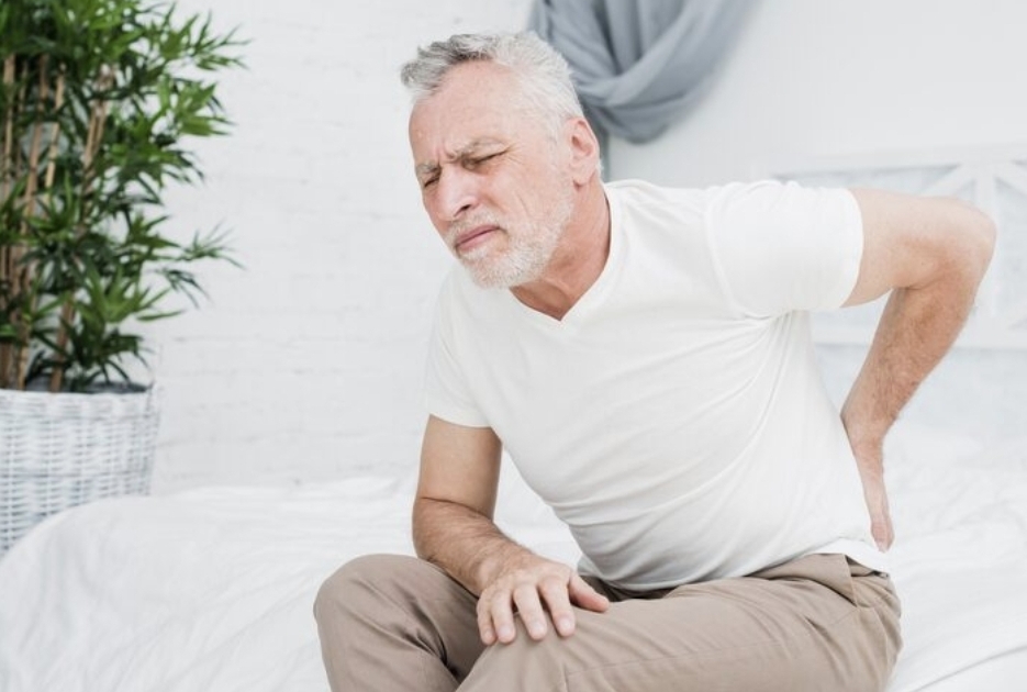 Mitos atau Fakta, Minum Air Putih Saat Terbangun Malam Hari Bisa Sebabkan Gagal Ginjal?