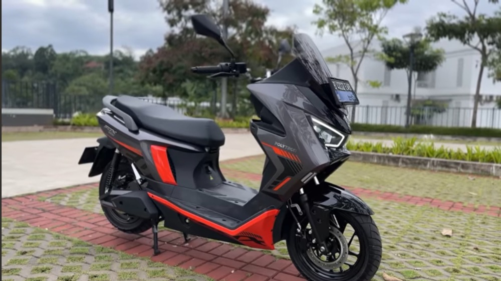Review Polytron Fox 350 Setelah 350 Km: Irit Banget, Kencang, Tapi Ada 7 Kekurangan yang Terungkap