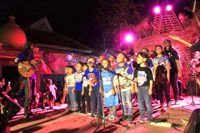Menyulam Martabat di Tepi Tembok Kampus: Evolusi Gerakan Kampung Lingkar Kampus Universitas Brawijaya