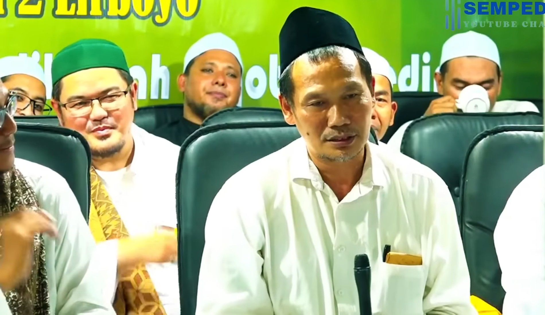 Salat Lebih Indah daripada Nikmat Dunia, Ini Analogi Gus Bahayang Bikin Paham