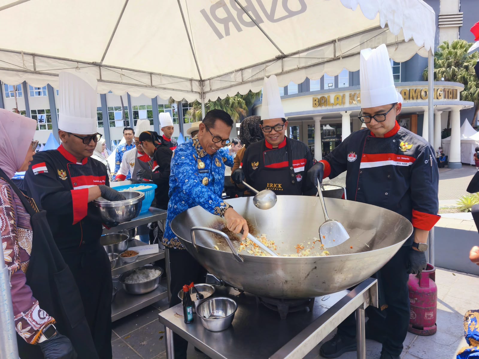 Buka BSFF #9, Wali Kota Batu Dorong Gastronomi sebagai Ekosistem Ekonomi Kreatif