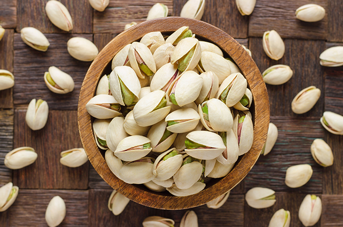 9 Alasan Kacang Pistachio Bukan Cuma Camilan, tapi Superfood Sehat!