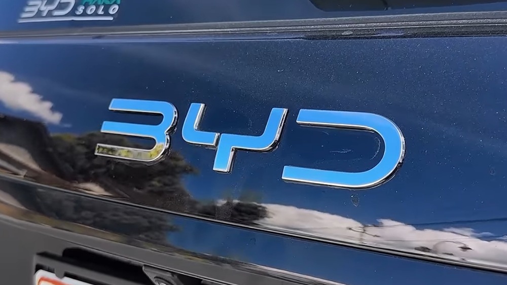 BYD M6 Classic Rp298 Jutaan Punya Banyak Kompromi, tapi Ada Fitur yang Bikin Menarik
