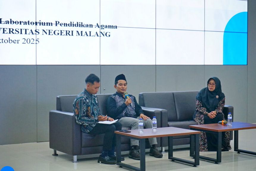 60% Mahasiswa Alami 'Social Media Anxiety', UM Ajak Refleksi Diri di Sinau Adab 2025