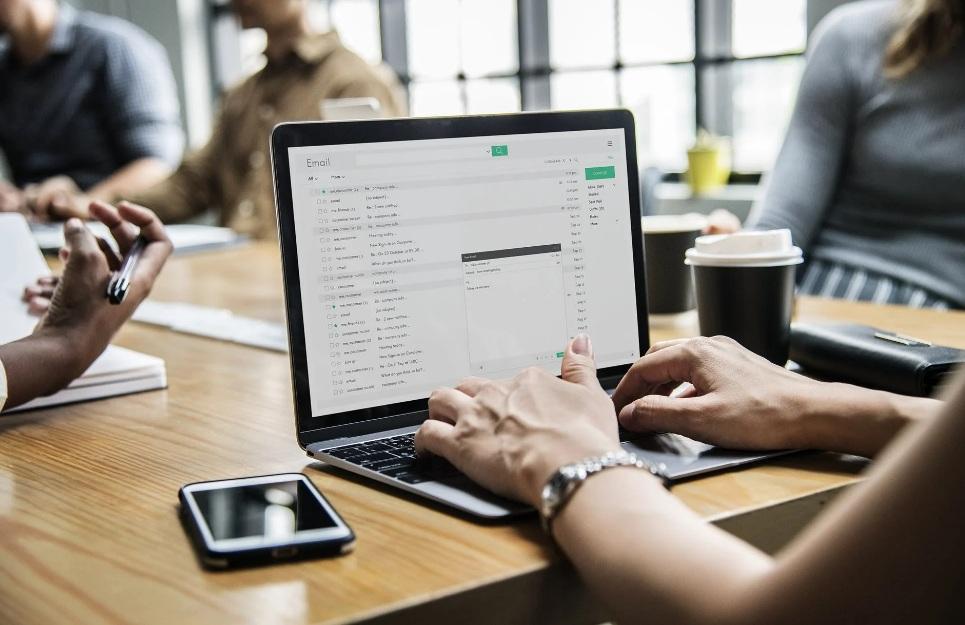 Ini 9 Aksesoris Laptop untuk Menyokong Produktivitas Bekerja, Makin Produktif!