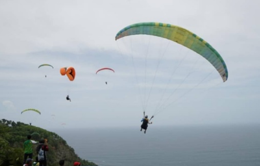 Pantai Modangan Sorotan Utama bagi Para Pemburu Adrenalin 