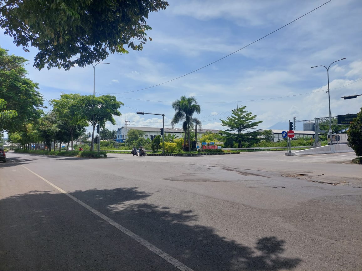 Tol Pakis Relatif Sepi, Aktivitas Kendaraan Didominasi Angkutan Barang