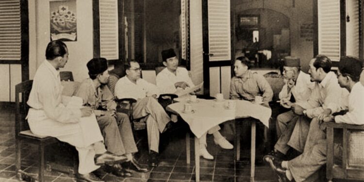 16 Agustus Peristiwa Rengasdengklok: Titik Balik Ketegangan Golongan Muda dan Tua Menjelang Proklamasi 1945