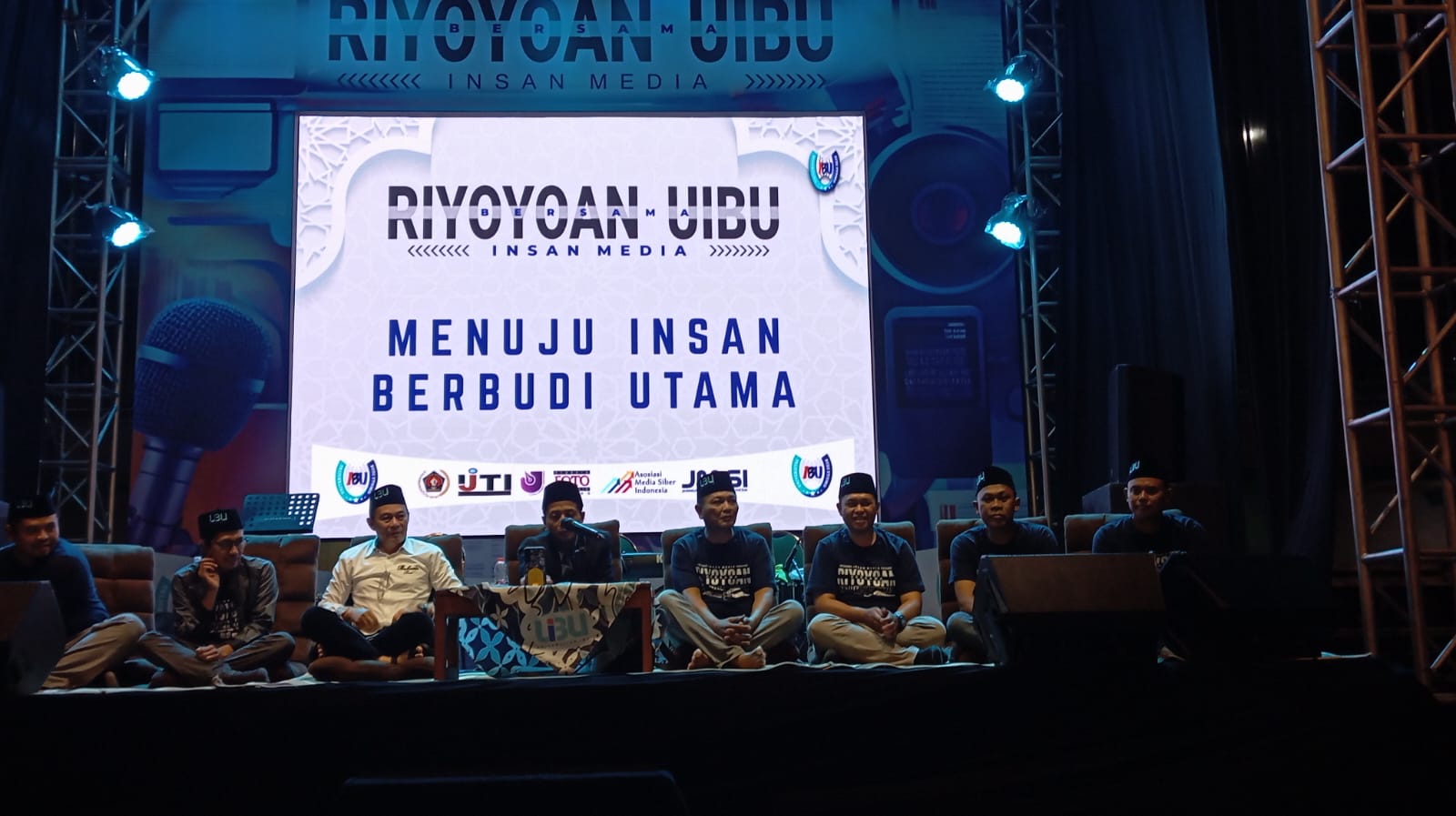 UIBU Gelar Riyoyoan, Puluhan Wartawan Lintas Organisasi Profesi Bersilaturahmi