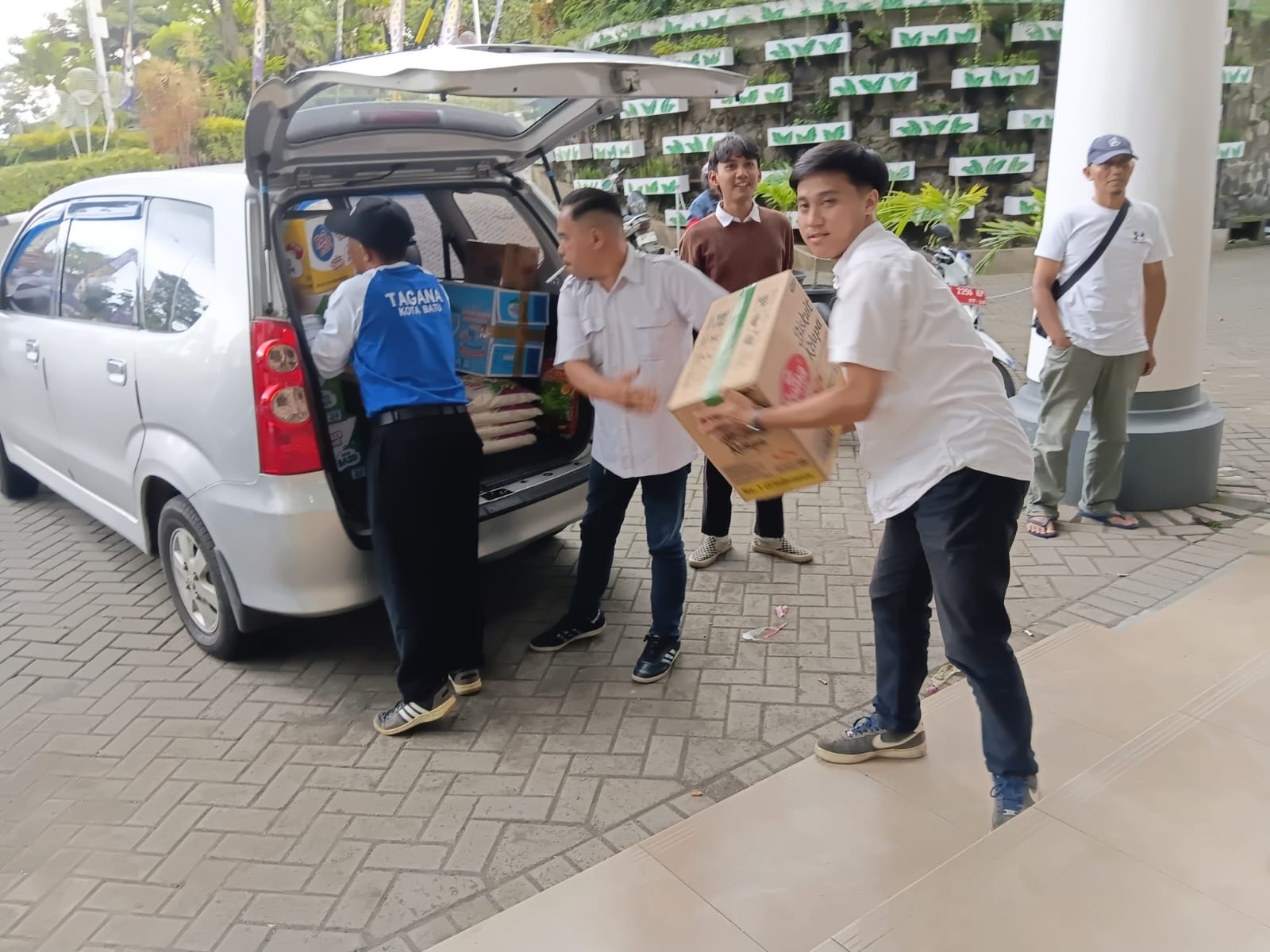 Bantuan Tahap I untuk Bencana Sumatera Senilai Rp570 Juta Diberangkatkan, Pemkot Batu Lanjut Buka Donasi 