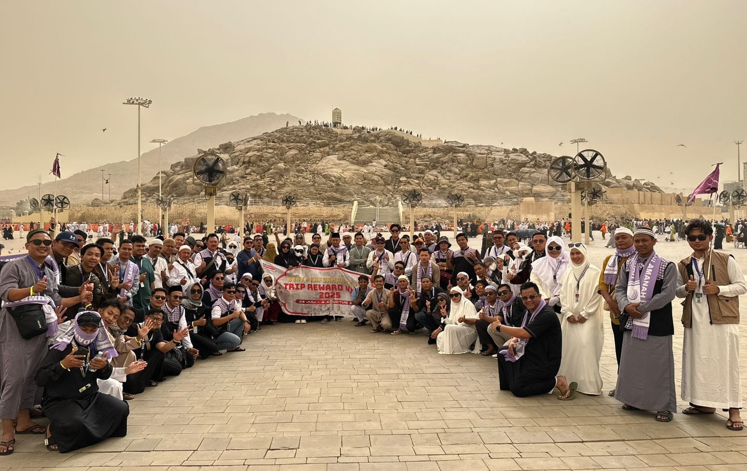 Alfamart Umrohkan 92 Karyawan Terbaik sebagai Apresiasi atas Dedikasi dan Kinerja 