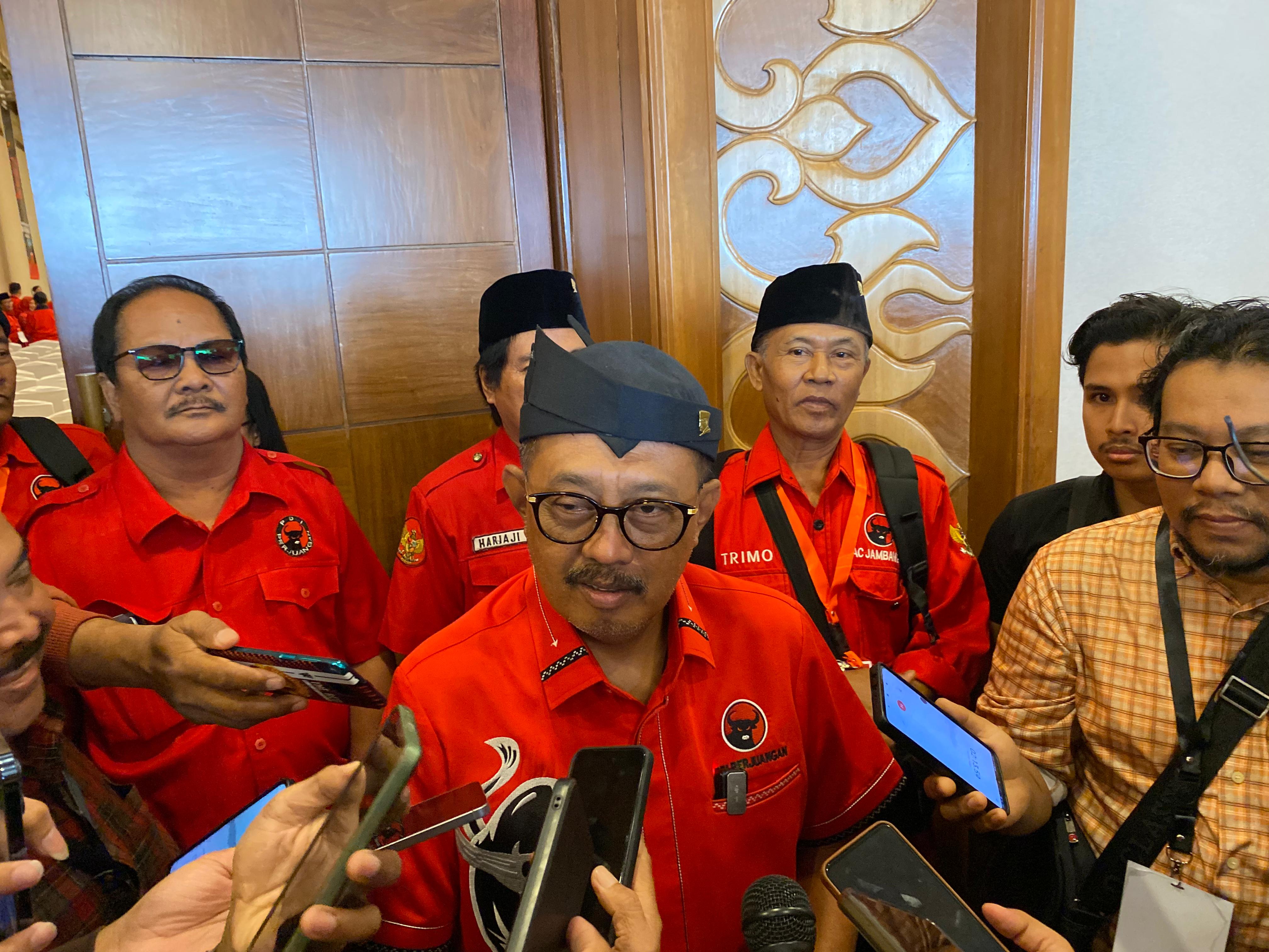 Armuji Terpilih Jadi Ketua DPC PDIP Surabaya: Mari Bung! Rebut Kursi (yang Hilang) Kembali  