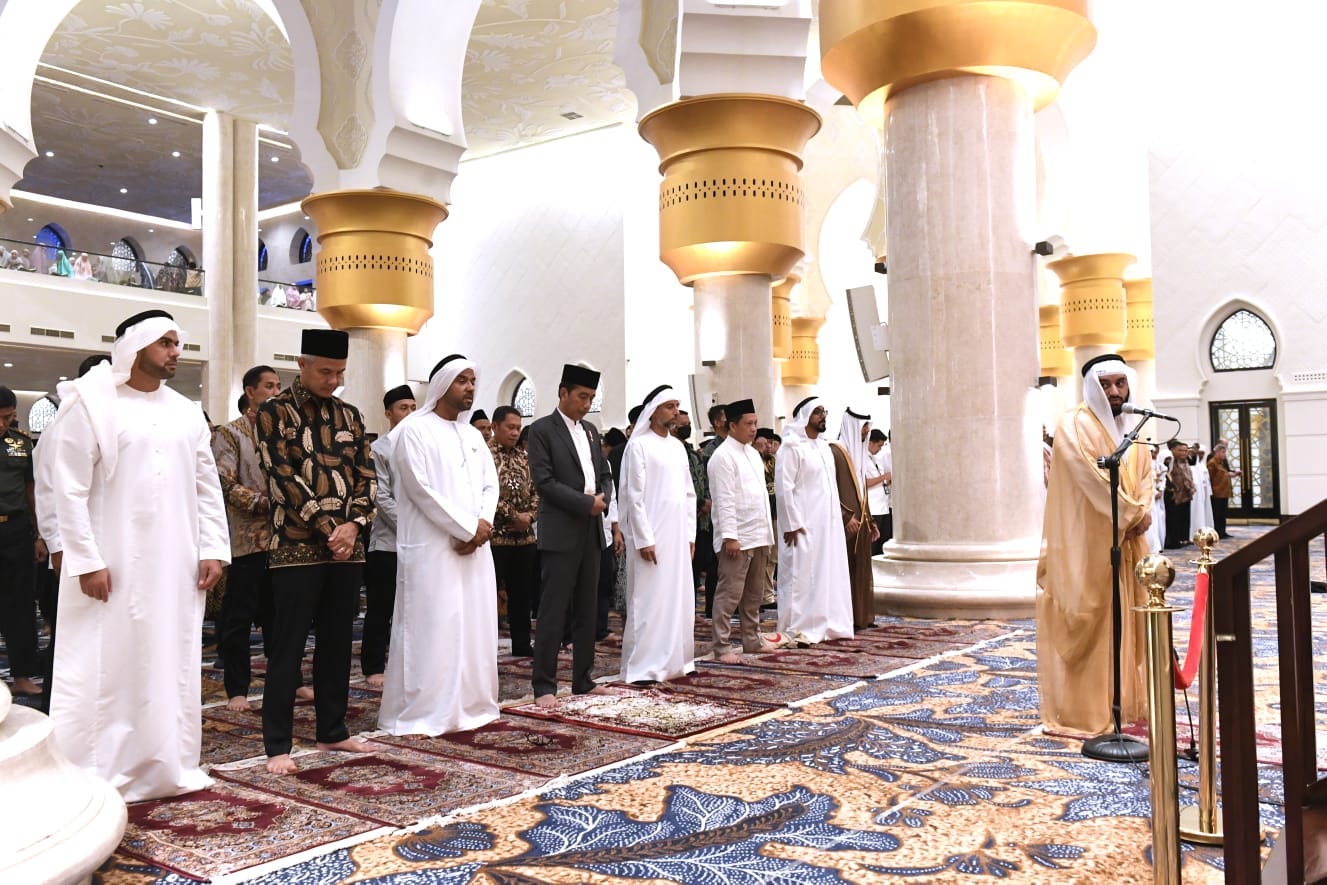 Keutamaan Shalat Tarawih di Masjid ataupun di Rumah, Wajib Diketahui!