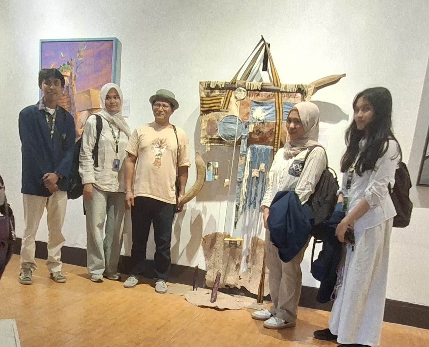 Lewat Tas Ecoprint, Seniman di Kota Batu Kritik Budaya Konsumtif 