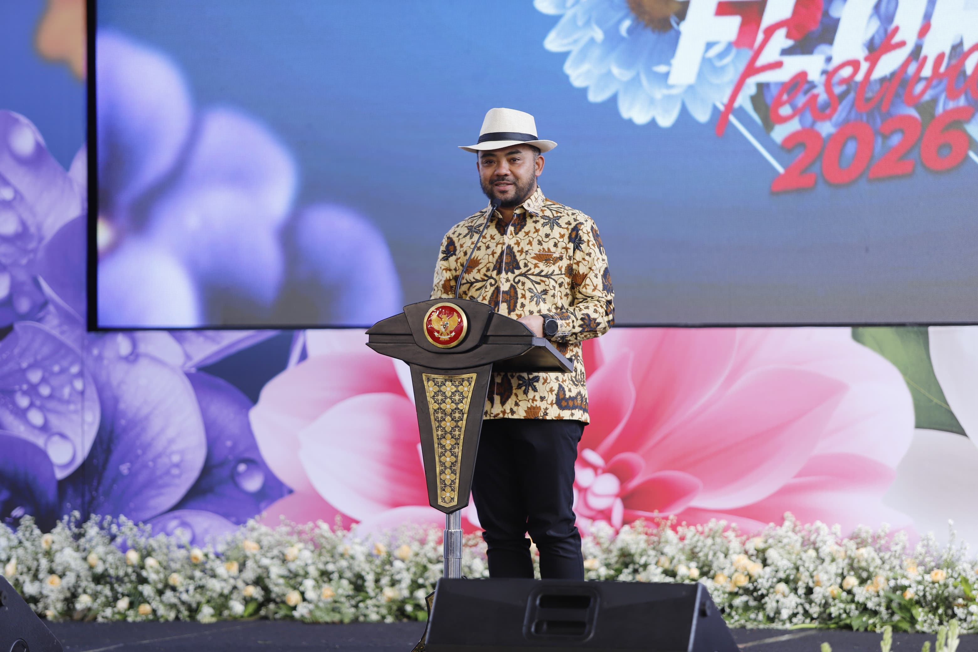 Wawali Heli Ingin Karya Seniman Bunga Kota Batu Hiasi Kota Sendiri