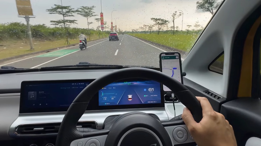 Wuling Air EV vs BYD Atto 1 Diuji ke Sentul, Siapa Lebih Irit dan Lebih Kencang?
