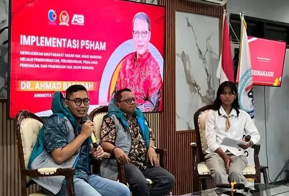 Tim Anggota DPR RI Ahmad Basarah Sosialisasi P5HAM di UIBU Bersama PWI Malang 