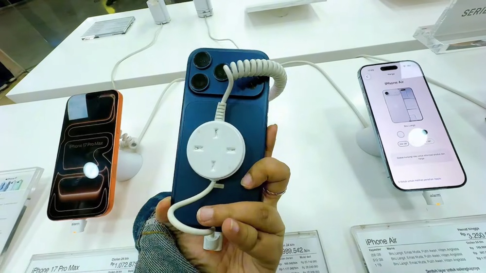 Harga iPhone April 2026 di iBox: iPhone 17 Pro Max Stabil, iPhone 14 Turun Drastis
