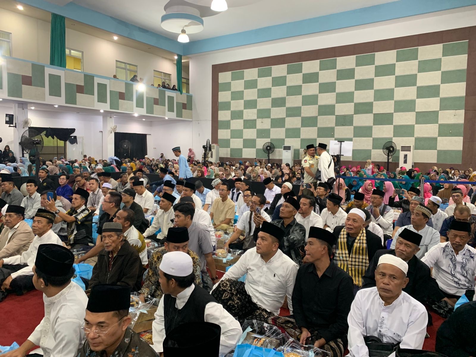 Ribuan Warga Hadiri Tahlil 100 Hari Wafat Istri Wali Kota Malang di Gedung Kartini