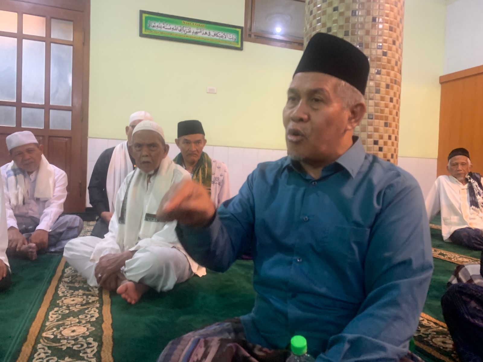 Viral Atlet Binaraga Makan Ayam Tiren, KH Marzuqi Mustamar: Haram, Jangan Korbankan Iman Demi Otot!