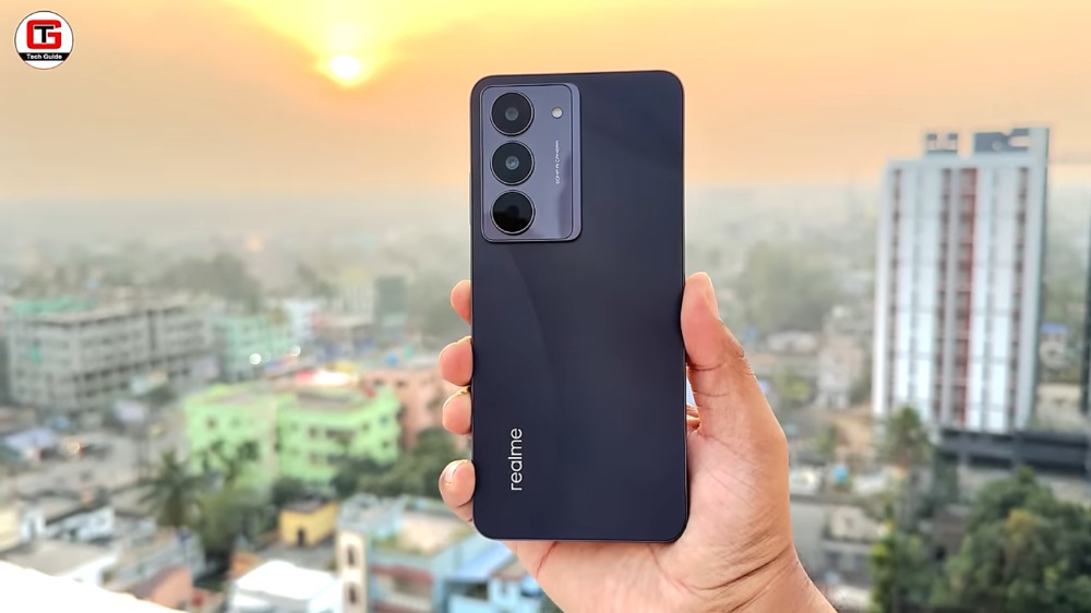 Realme 14x, HP Murah IP69 dengan Baterai 6000 mAh yang Tahan Air dan Tahan Banting