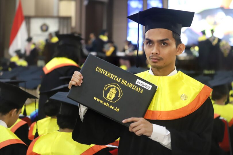 Sempat Terhambat COVID-19, Mahasiswa Difabel Ini Bangkit Berkat Dukungan UB