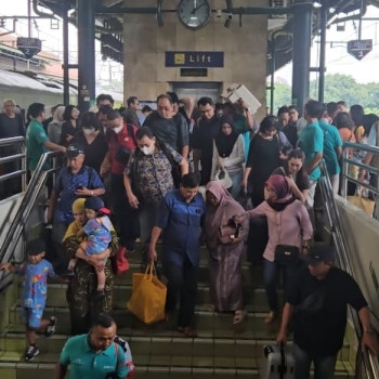 Kehabisan Tiket KA untuk Mudik? Jangan Panik, Bisa Coba Connecting Train!