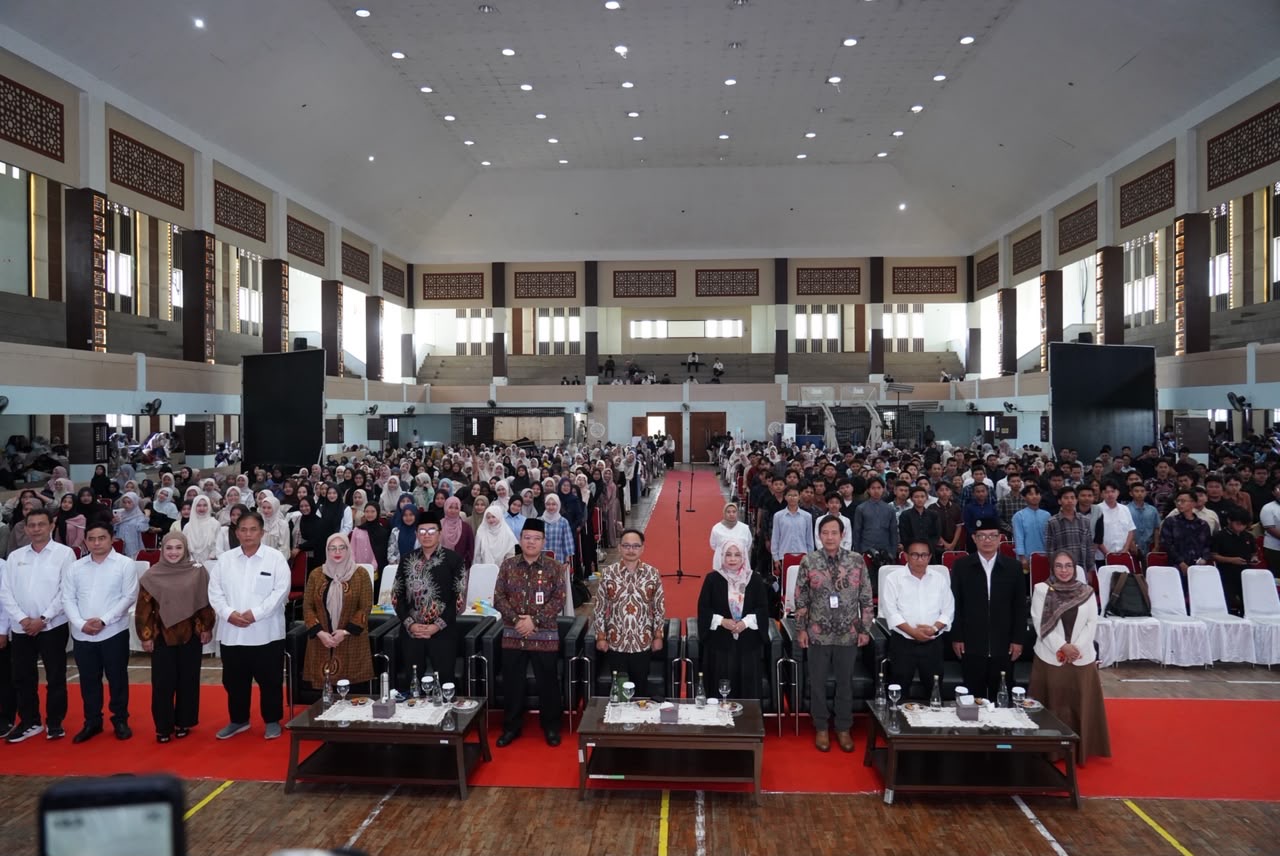 OJK Malang Ingatkan Mahasiswa UIN Malang Waspadai Investasi dan Pinjaman Ilegal