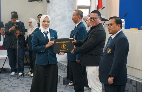 28 Lulusan PPAr FTUB Dikukuhkan, Separuh Raih Predikat Cumlaude
