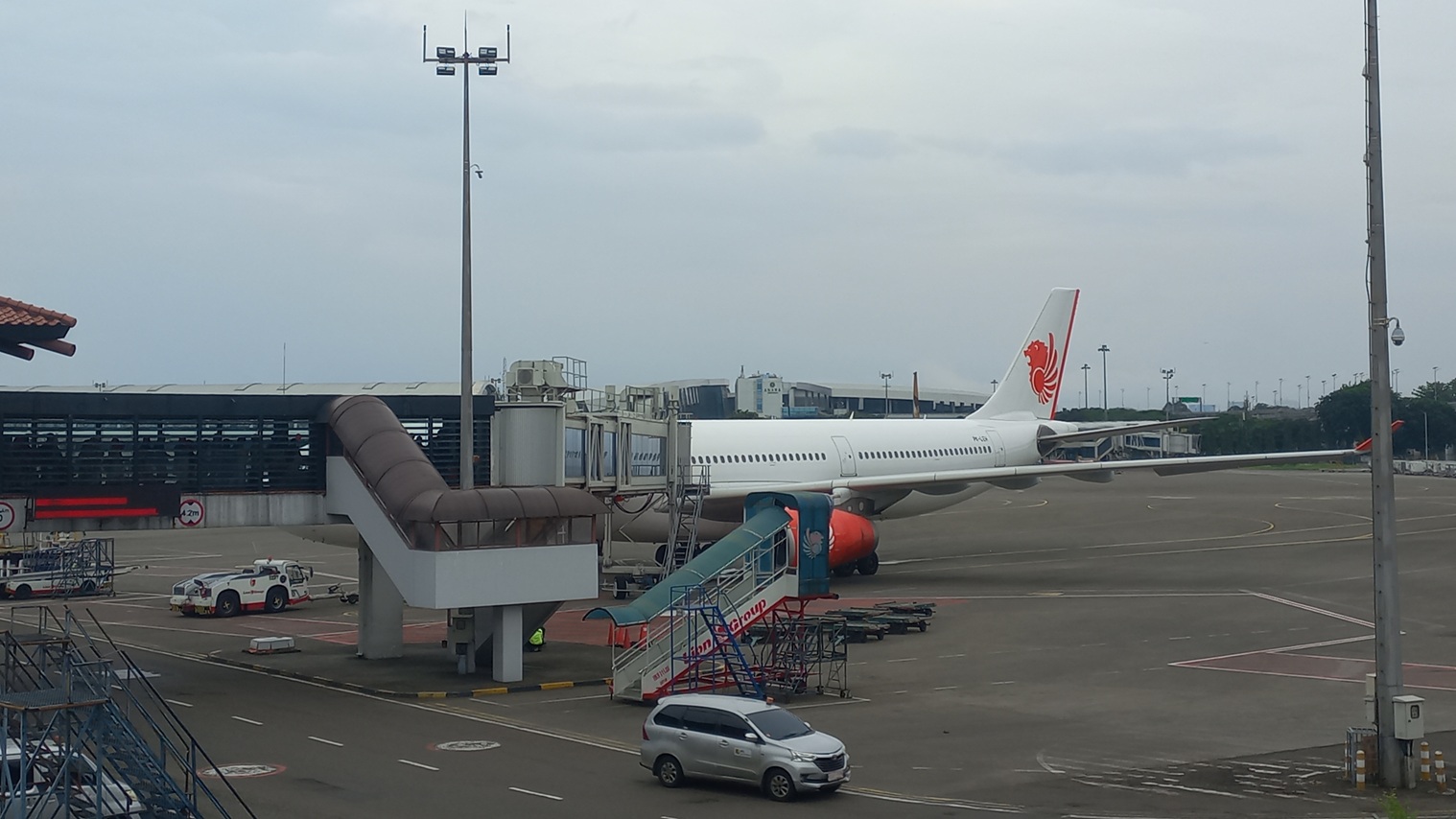 Abu Vulkanik Anak Krakatau Negatif, 8 Bandara Kembali Beroperasi, Bandara Malang Lancar