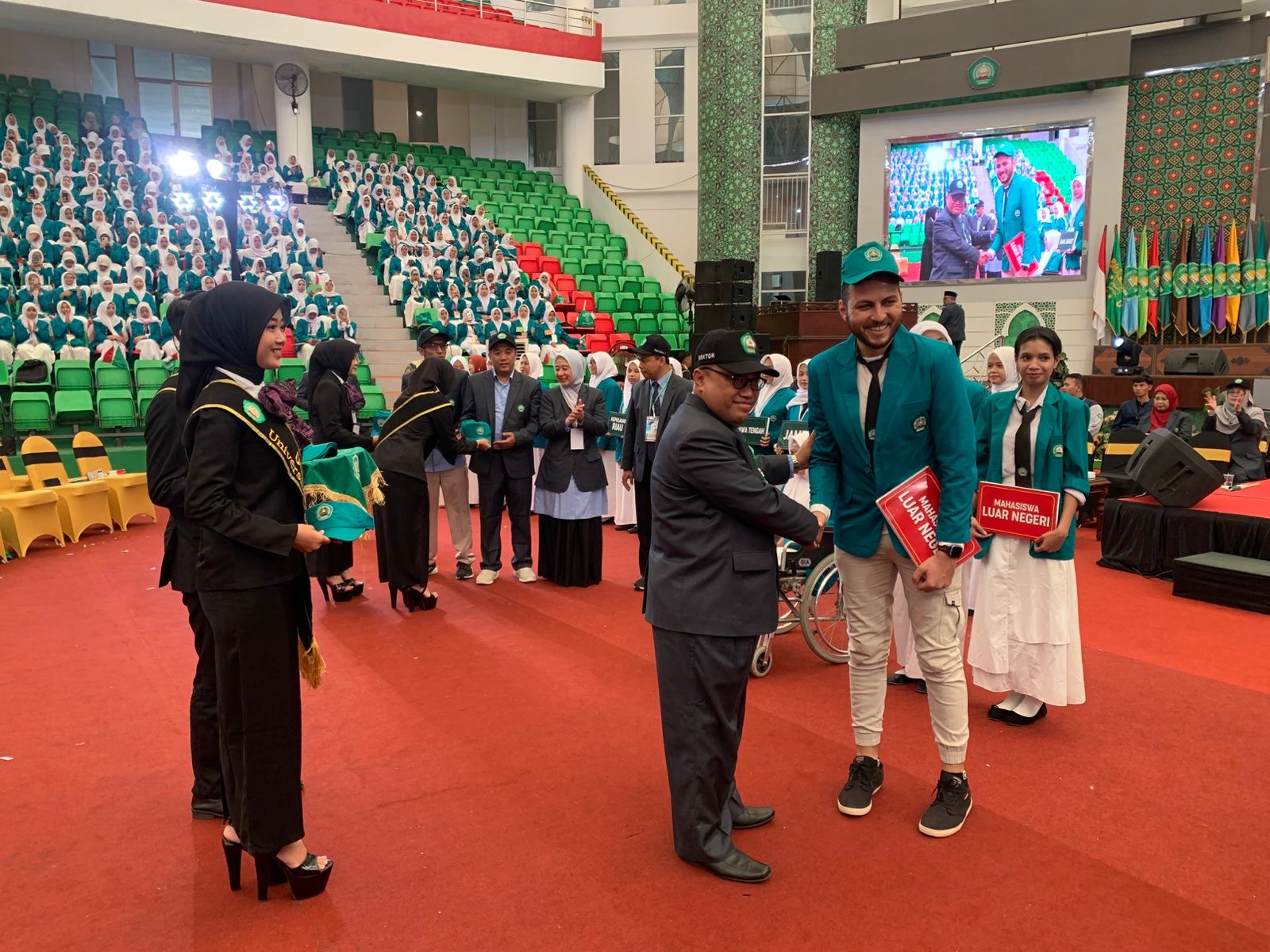 Unisma Gelar Oshika Maba 2025, 5.961 Mahasiswa Baru Ditanamkan Nilai Sosial dan Kepedulian Lingkungan
