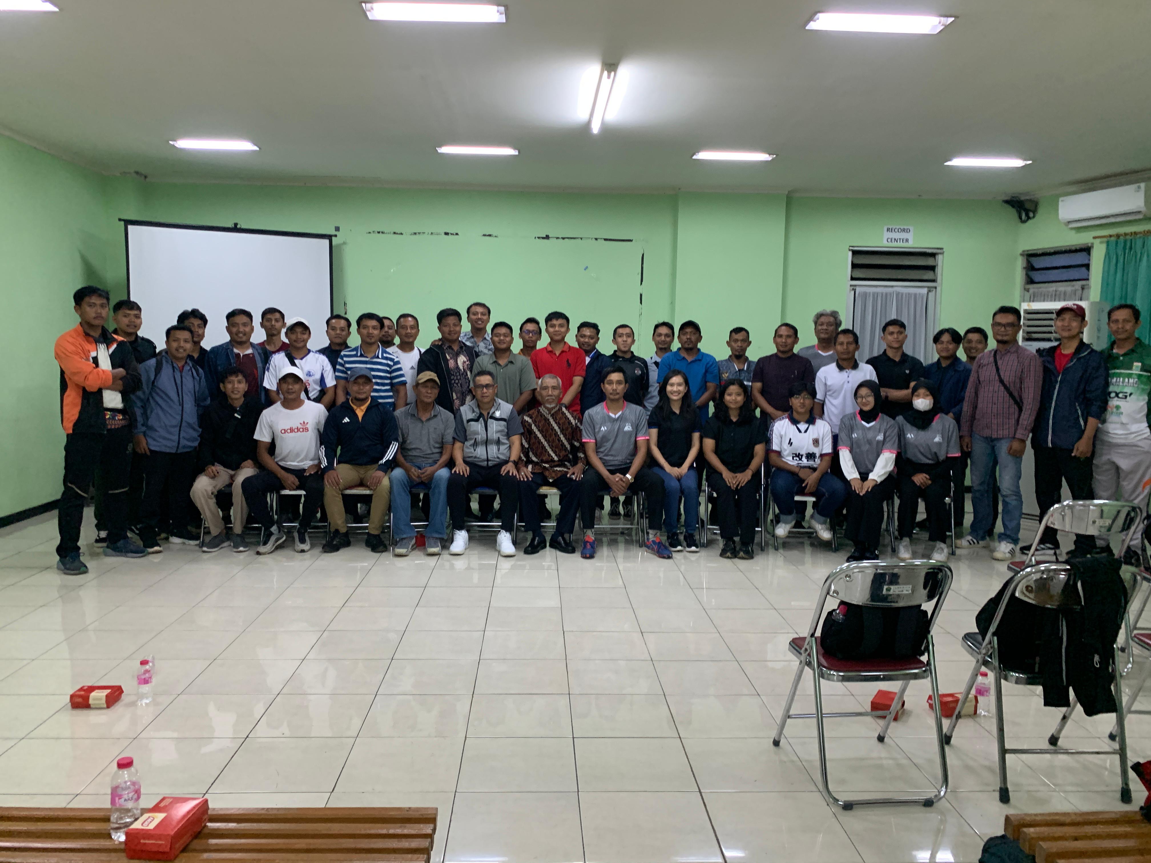 Tiga Coach Legend Bertemu dalam Sharing dan Refreshing Pelatih Sepak Bola Malang Raya