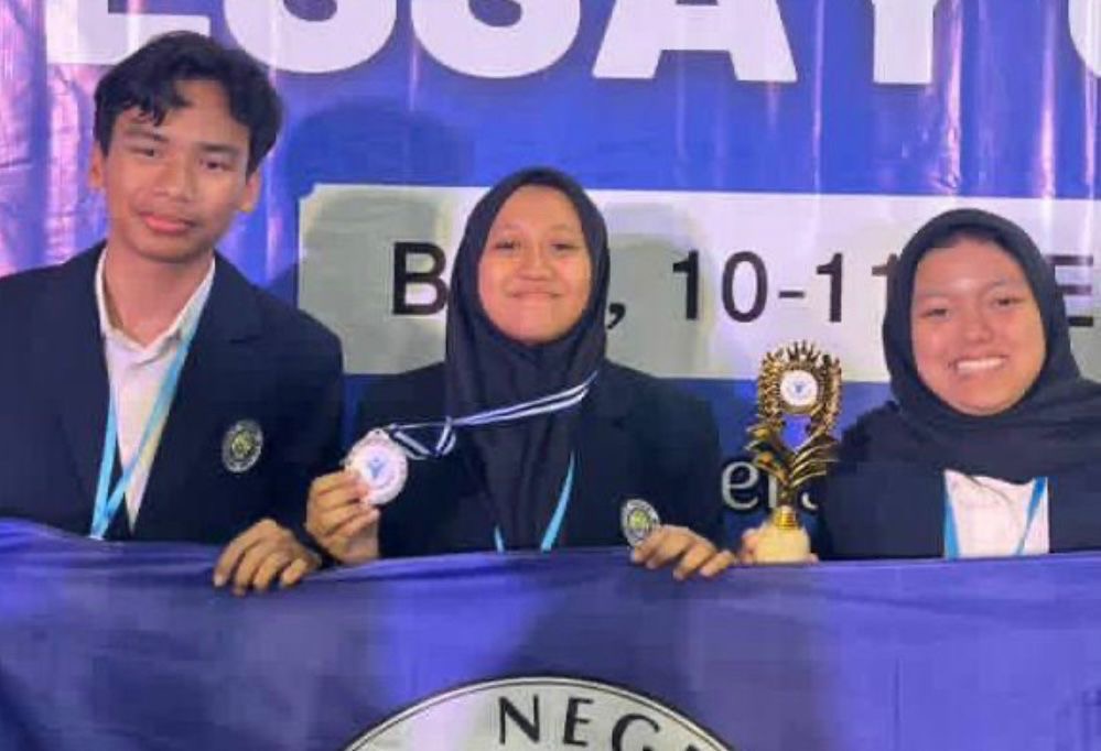 Mahasiswa UM Raih Silver Medal Nasional Lewat Inovasi Kemasan Ramah Lingkungan Berteknologi