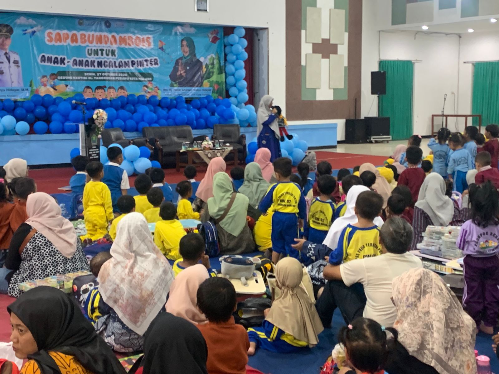 Dispussipda Dorong Gerakan Literasi Kota Malang Lewat Bantuan Buku untuk 20 Kelurahan