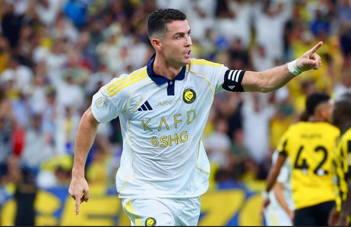 Cristiano Ronaldo Cetak Gol ke-949, Kurang 51 Lagi CR7 Menuju Rekor 1.000 Gol!