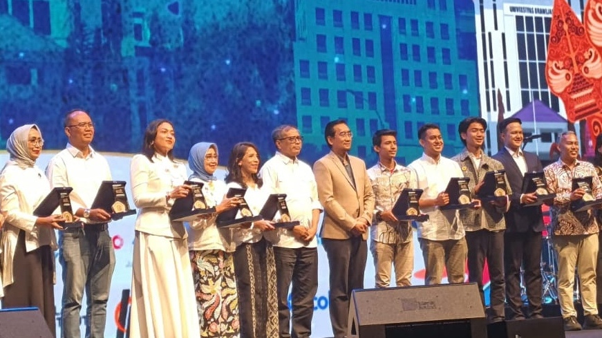 SPECTAUBPHORIA, Ajang Unjuk Prestasi Spektakuler Alumni Plus Euforia Reuni Digoyang Pasha Ungu