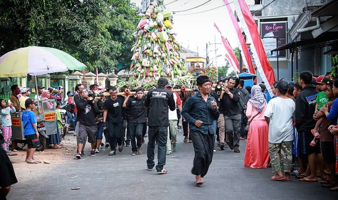 Kaya Aktivitas Sosial Budaya Antarkan RW 02 Tlogomas Juara Kampung Mbois 2025