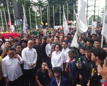 Mendiktisaintek Setuju Kampus Bebas dari Intervensi Mana Pun, Termasuk Militer