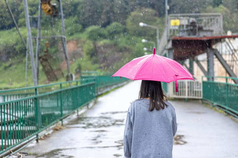 Prakiraan Cuaca 24 Desember : Kota Malang, Batu, Junrejo, Bumiaji, hingga Kepanjen Potensi Hujan Siang-Sore