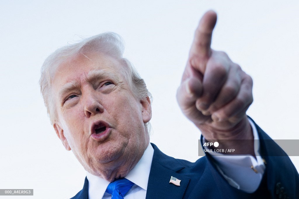 Donald Trump Siap Akhiri Perang Iran, Klaim Telah Berdialog dengan Teheran