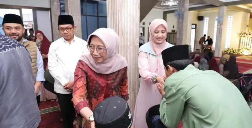 Wali Kota Batu Hadiri Santunan Anak Yatim di Sumbergondo dalam Semarak Ramadan