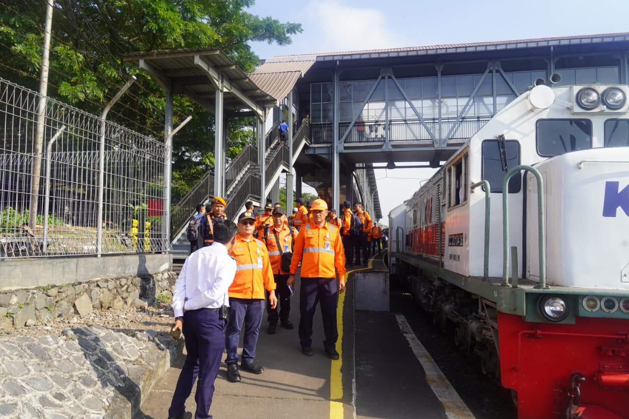 KAI Daop 8 Surabaya Pastikan Jalur Lawang–Wlingi Aman dan Andal Usai Pemeriksaan Menyeluruh