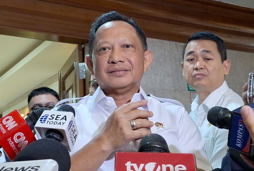 Presiden Prabowo Lantik Wamendagri Baru, Mendagri: Tugas Saya Jauh Lebih Ringan