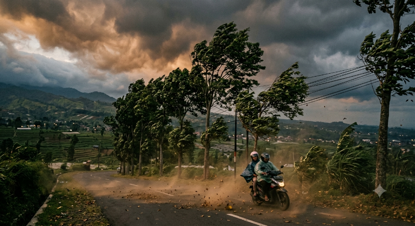 Angin Kencang hingga 48 Km/Jam Berpotensi Melanda Malang Raya, Waspada Siang-Sore