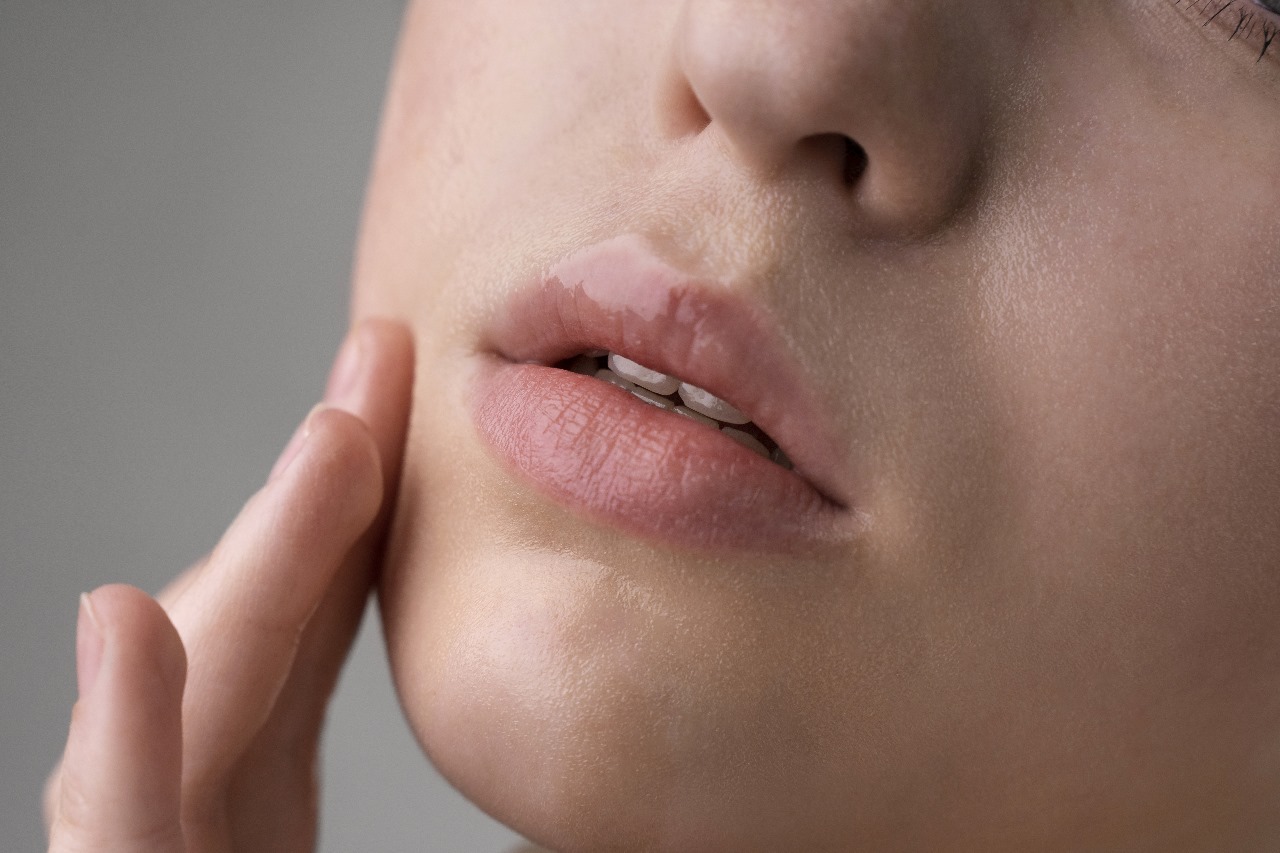 9 Tips Ampuh Mencegah Bibir Kering Saat Puasa Ramadan