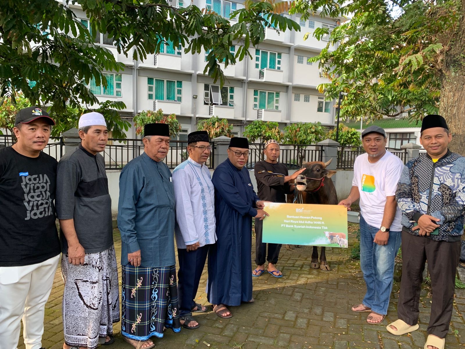 Unisma Sembelih 22 Sapi & 29 Kambing untuk Iduladha 1446 H, Gandeng Rumah Amal ITB dan BSI