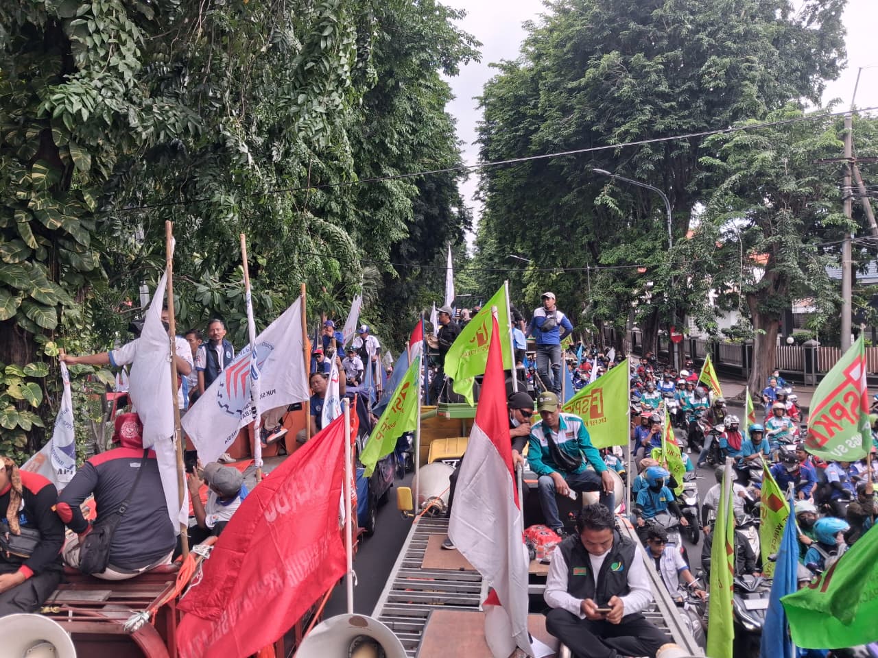 Lima Kabupaten/Kota di Jatim dengan UMK di Atas Rp5,1 Juta per Bulan