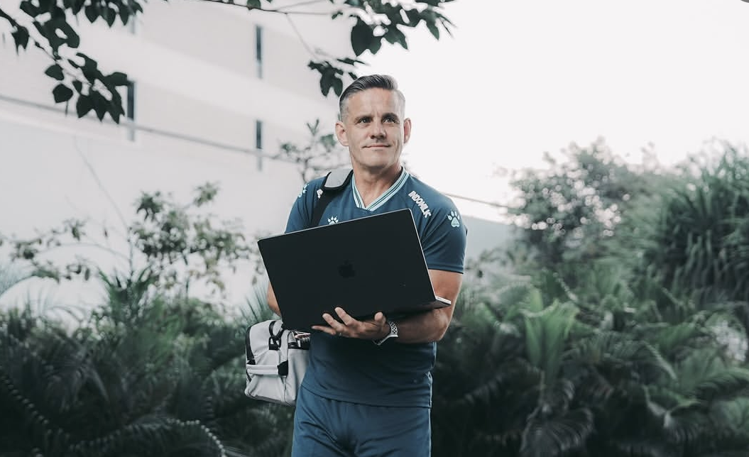 John Herdman Bidik Juara Piala AFF 2026, Timnas Indonesia Hadapi Misi Berat Tanpa Luke Vickery