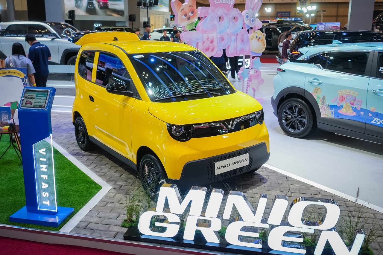 Pabrikan Vietnam Luncurkan Mobil Listrik Imut Minio Green di Ajang GJAW 2025